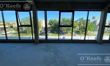 Oficina en venta con cochera cubierta a estrenar - Office Garden - Hudson