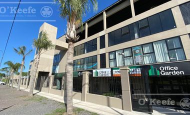 Oficina en venta con cochera cubierta a estrenar - Office Garden - Hudson
