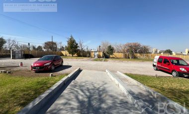 Quinta en Santa Lucia - San Lorenzo entre Colon y San Juan