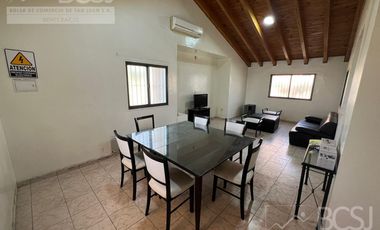 Quinta en Santa Lucia - San Lorenzo entre Colon y San Juan