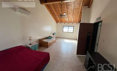 Quinta en Santa Lucia - San Lorenzo entre Colon y San Juan