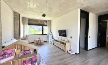 Excelente chalet de  diseño en Rumencó Joven