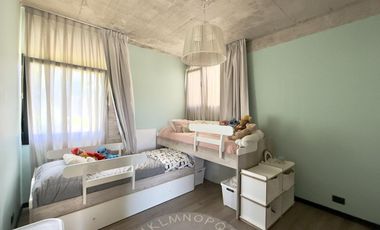 Excelente chalet de  diseño en Rumencó Joven