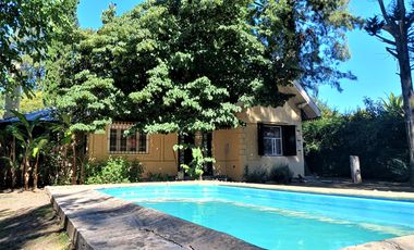 Quinta en venta. El Pato, sobre lote de 1200 m2. 6 ambientes con Pileta