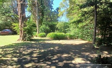 Quinta en venta. El Pato, sobre lote de 1200 m2. 6 ambientes con Pileta
