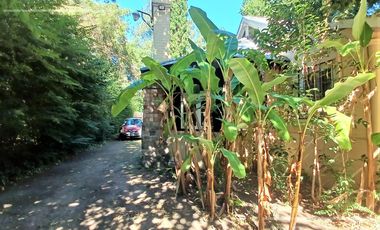 Quinta en venta. El Pato, sobre lote de 1200 m2. 6 ambientes con Pileta