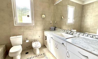 Venta Casa 7 amb en Vicente Lopez zona premium