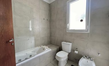 Venta Casa 7 amb en Vicente Lopez zona premium