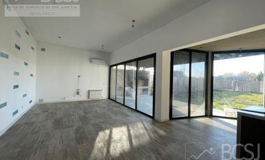 Casa - Rivadavia