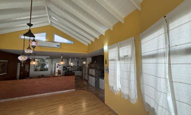 Vende Casa - ubicación privilegiada - Puerto Madryn