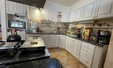 Vende Casa - ubicación privilegiada - Puerto Madryn