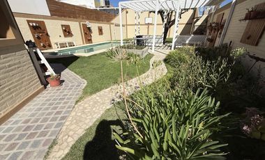 Vende Casa - ubicación privilegiada - Puerto Madryn