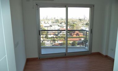 Departamento de 2 ambientes con cochera