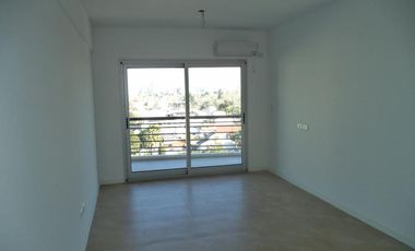 Departamento de 2 ambientes con cochera