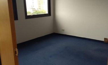 Oficina en alquiler - Centro - 129 m2- 1 cochera