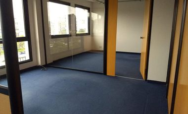 Oficina en alquiler - Centro - 129 m2- 1 cochera