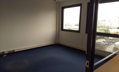 Oficina en alquiler - Centro - 129 m2- 1 cochera