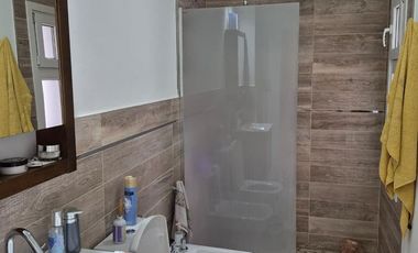 Venta Casa Gerencial 3 Dorm Barrio Santa Angela III, Centenario, Neuquén
