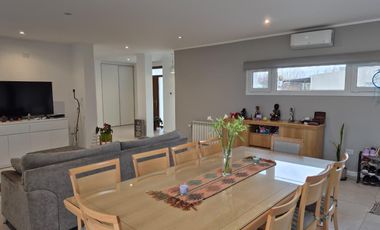 Venta Casa Gerencial 3 Dorm Barrio Santa Angela III, Centenario, Neuquén