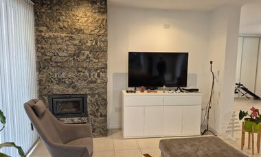 Venta Casa Gerencial 3 Dorm Barrio Santa Angela III, Centenario, Neuquén