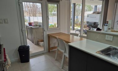 Venta Casa Gerencial 3 Dorm Barrio Santa Angela III, Centenario, Neuquén