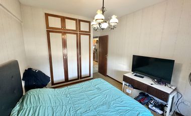 Departamento en Venta de 3 ambientes, balcón y lavadero. Pleno Centro Zarate