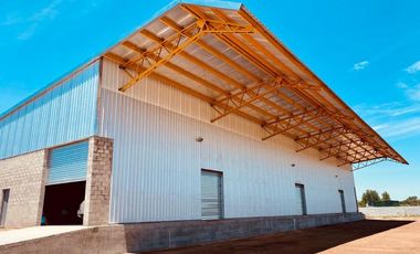 Nave industrial en Alquiler - Campana