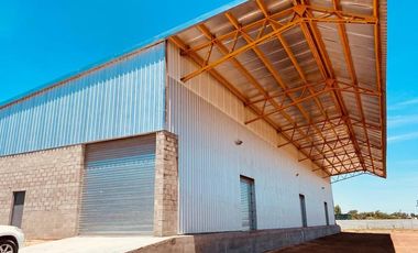 Nave industrial en Alquiler - Campana