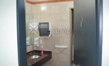 Excelente Local en Zona Altamente Comercial!