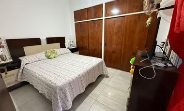 CASA MAS DEPTO ATRAS DE DOS AMBIENTES VENTA EN BENITO PEREZ GALDOS 1513 (VALENTIN ALSINA)
