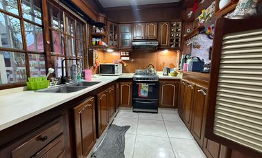 CASA MAS DEPTO ATRAS DE DOS AMBIENTES VENTA EN BENITO PEREZ GALDOS 1513 (VALENTIN ALSINA)