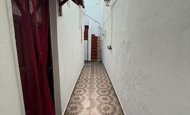CASA MAS DEPTO ATRAS DE DOS AMBIENTES VENTA EN BENITO PEREZ GALDOS 1513 (VALENTIN ALSINA)