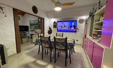 CASA MAS DEPTO ATRAS DE DOS AMBIENTES VENTA EN BENITO PEREZ GALDOS 1513 (VALENTIN ALSINA)