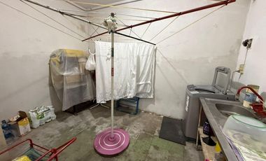 CASA MAS DEPTO ATRAS DE DOS AMBIENTES VENTA EN BENITO PEREZ GALDOS 1513 (VALENTIN ALSINA)