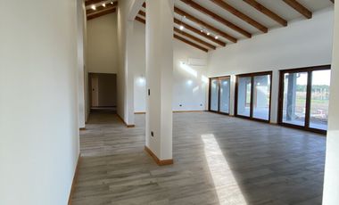 Hermosa Propiedad en Parcela