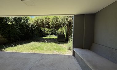 Residencia Exclusiva en Ven 3 plantas con 4 dormitorios Barrio Parque - Palermo Chico