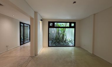 Residencia Exclusiva en Ven 3 plantas con 4 dormitorios Barrio Parque - Palermo Chico