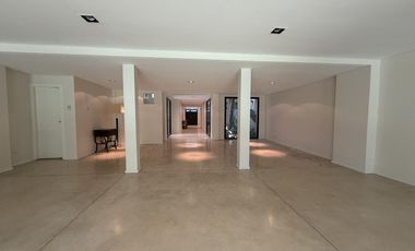 Residencia Exclusiva en Ven 3 plantas con 4 dormitorios Barrio Parque - Palermo Chico