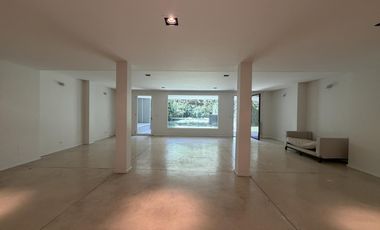Residencia Exclusiva en Ven 3 plantas con 4 dormitorios Barrio Parque - Palermo Chico
