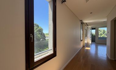 Residencia Exclusiva en Ven 3 plantas con 4 dormitorios Barrio Parque - Palermo Chico