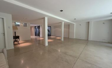 Residencia Exclusiva en Ven 3 plantas con 4 dormitorios Barrio Parque - Palermo Chico