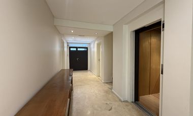 Residencia Exclusiva en Ven 3 plantas con 4 dormitorios Barrio Parque - Palermo Chico