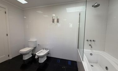 Residencia Exclusiva en Ven 3 plantas con 4 dormitorios Barrio Parque - Palermo Chico