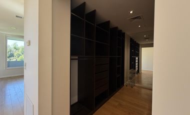 Residencia Exclusiva en Ven 3 plantas con 4 dormitorios Barrio Parque - Palermo Chico