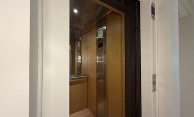 Residencia Exclusiva en Ven 3 plantas con 4 dormitorios Barrio Parque - Palermo Chico