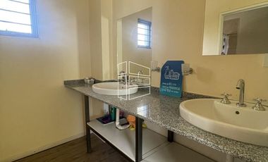 Venta-Prop y Fondo de Comercio - Residencia Estudiantil-L019