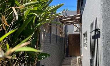 Casa de diseño en  HURLINGHAM