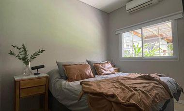 Casa de diseño en  HURLINGHAM