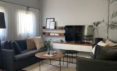Casa de diseño en  HURLINGHAM