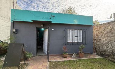 Casa en venta Malvinas Argentinas a reciclar 3 ambientes